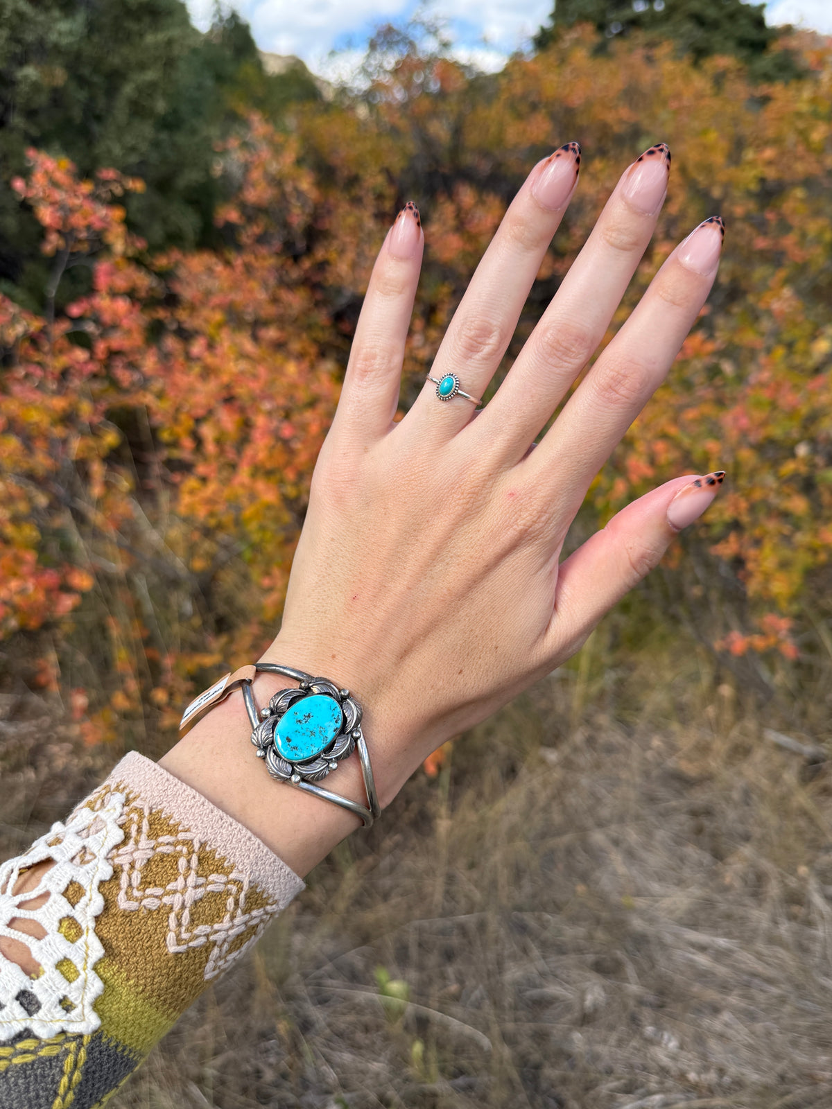 Artist Signed Vintage Navajo Kingman Turquoise Cuff Bracelet