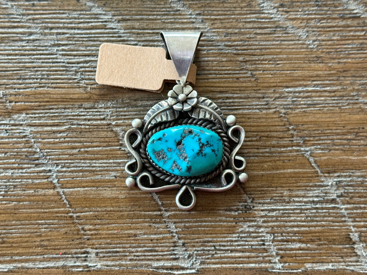 Vintage Navajo Sleeping Beauty Turquoise Pendant
