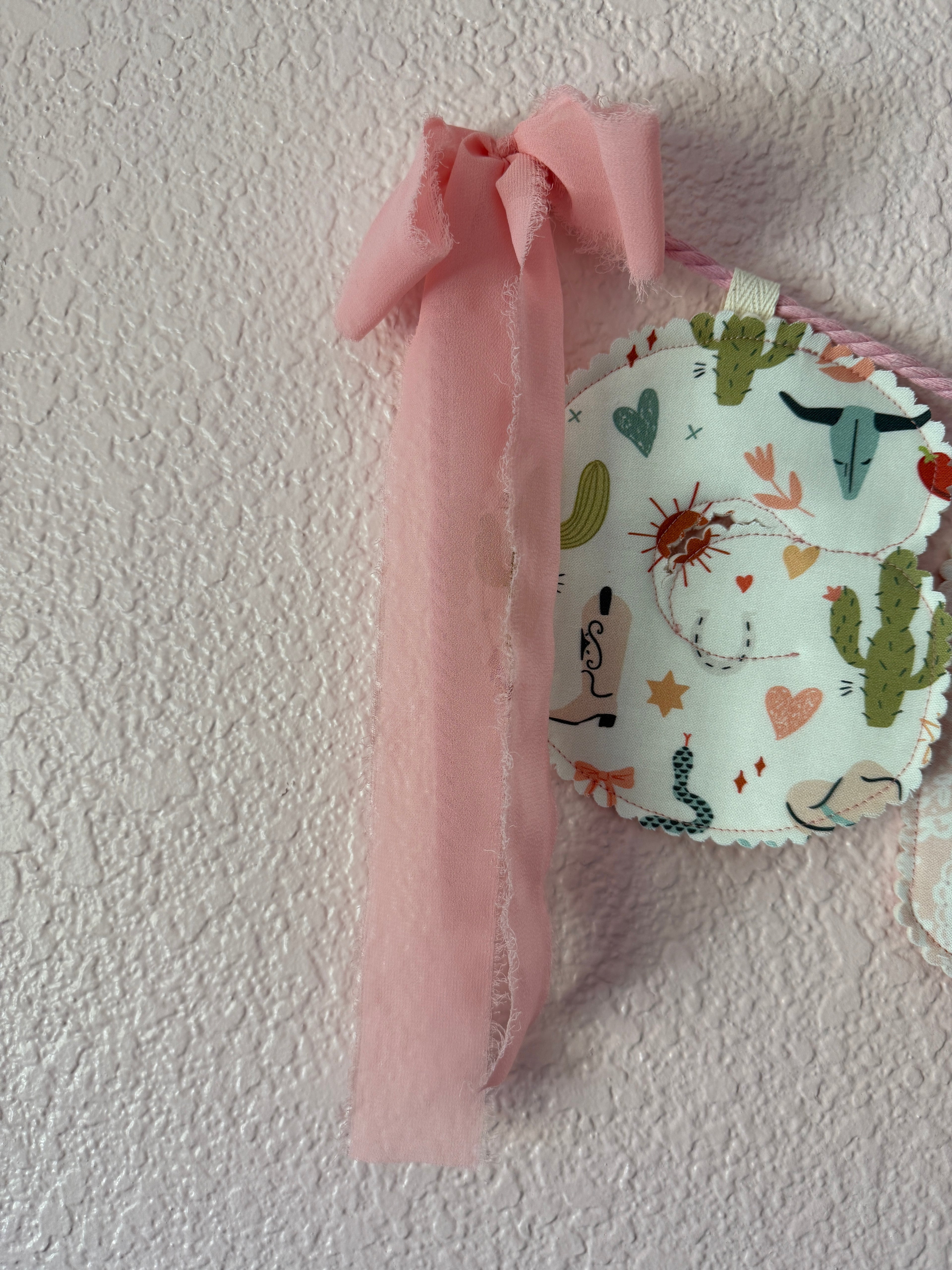 Ribbon (Name Banner Add-On)