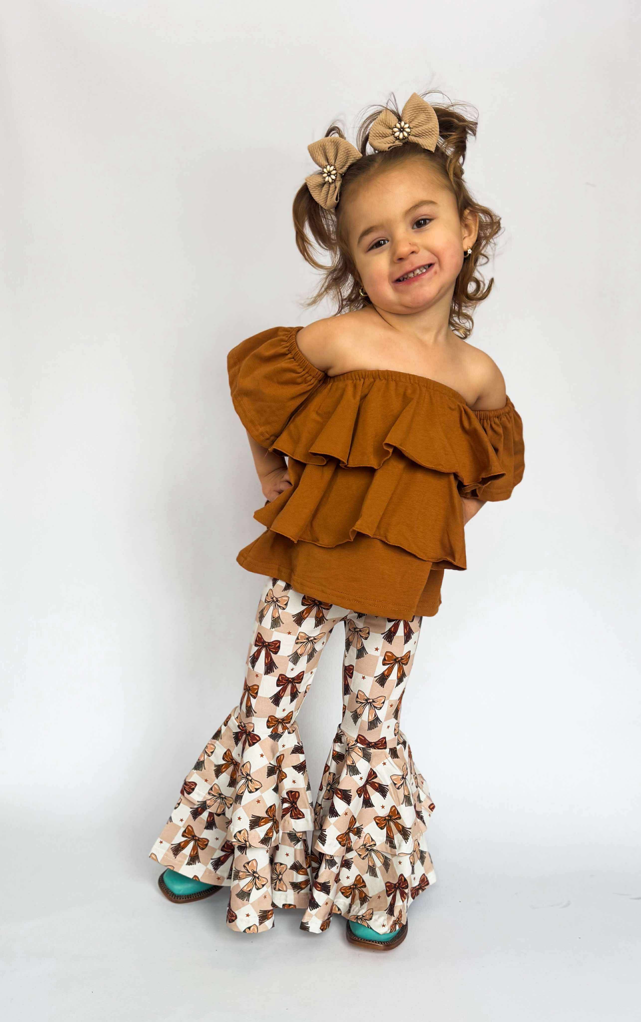 Saddle ruffle top