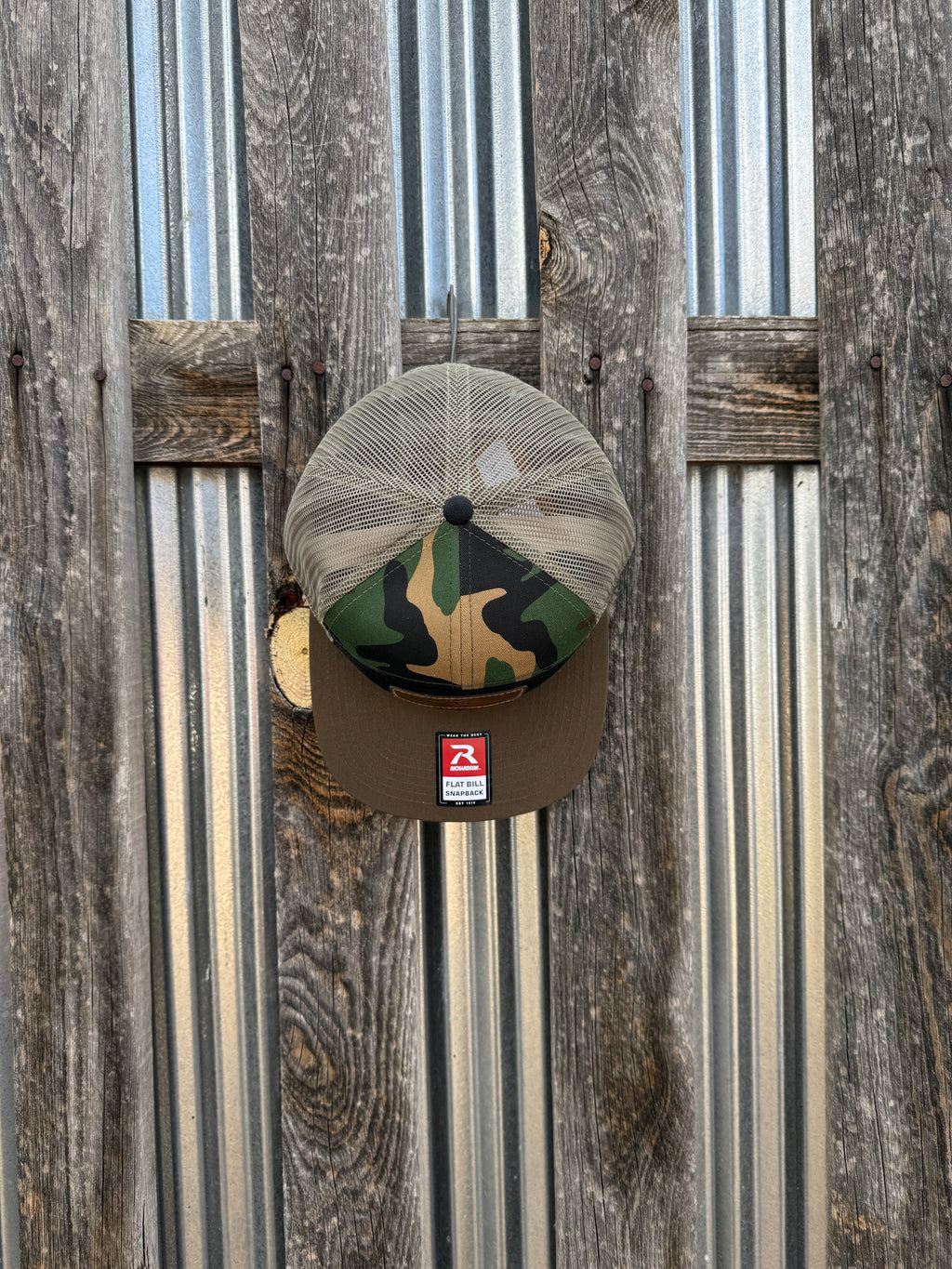 Men's Camo 7 Panel Trucker Hat