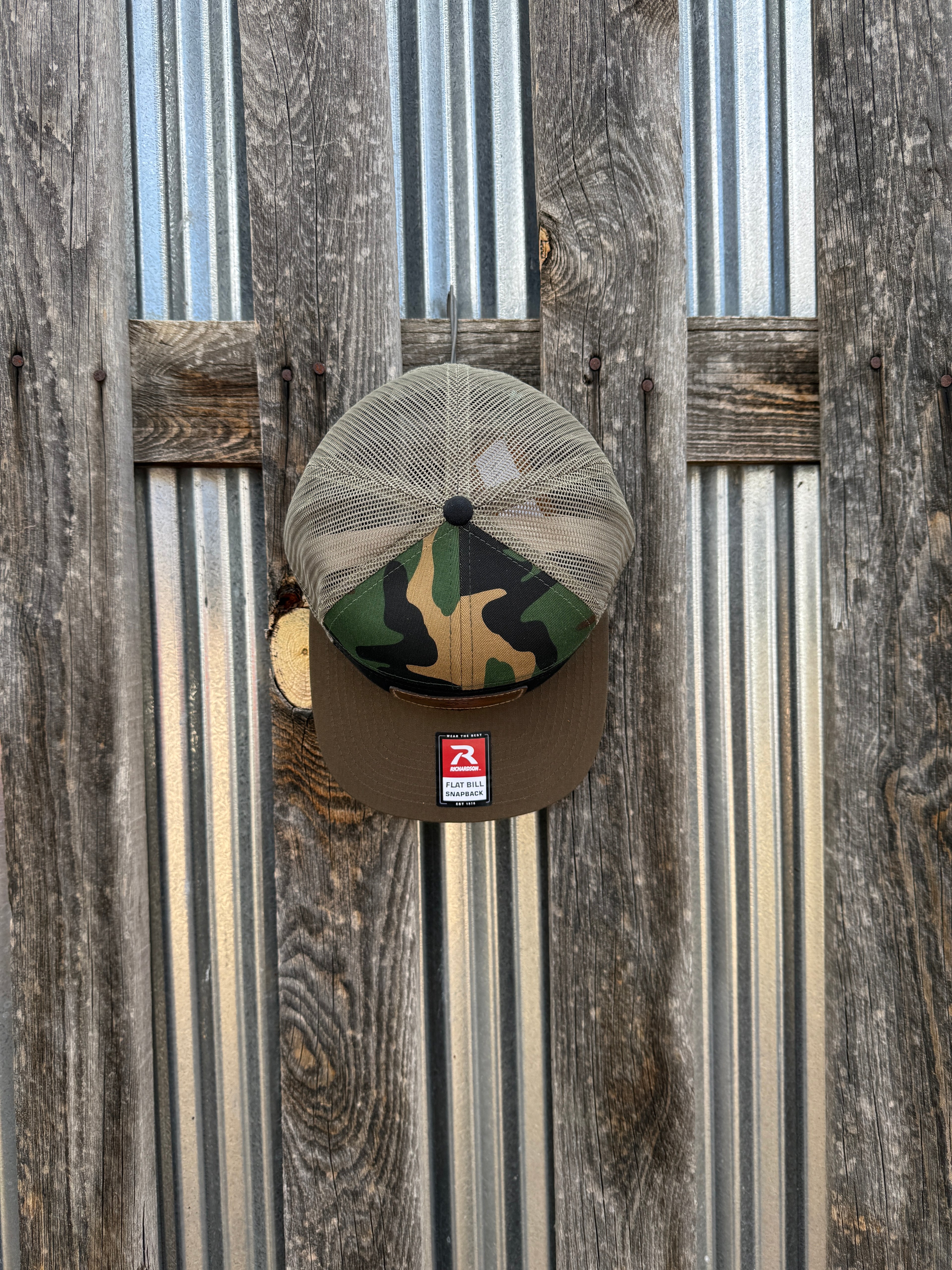 Men's Camo 7 Panel Trucker Hat